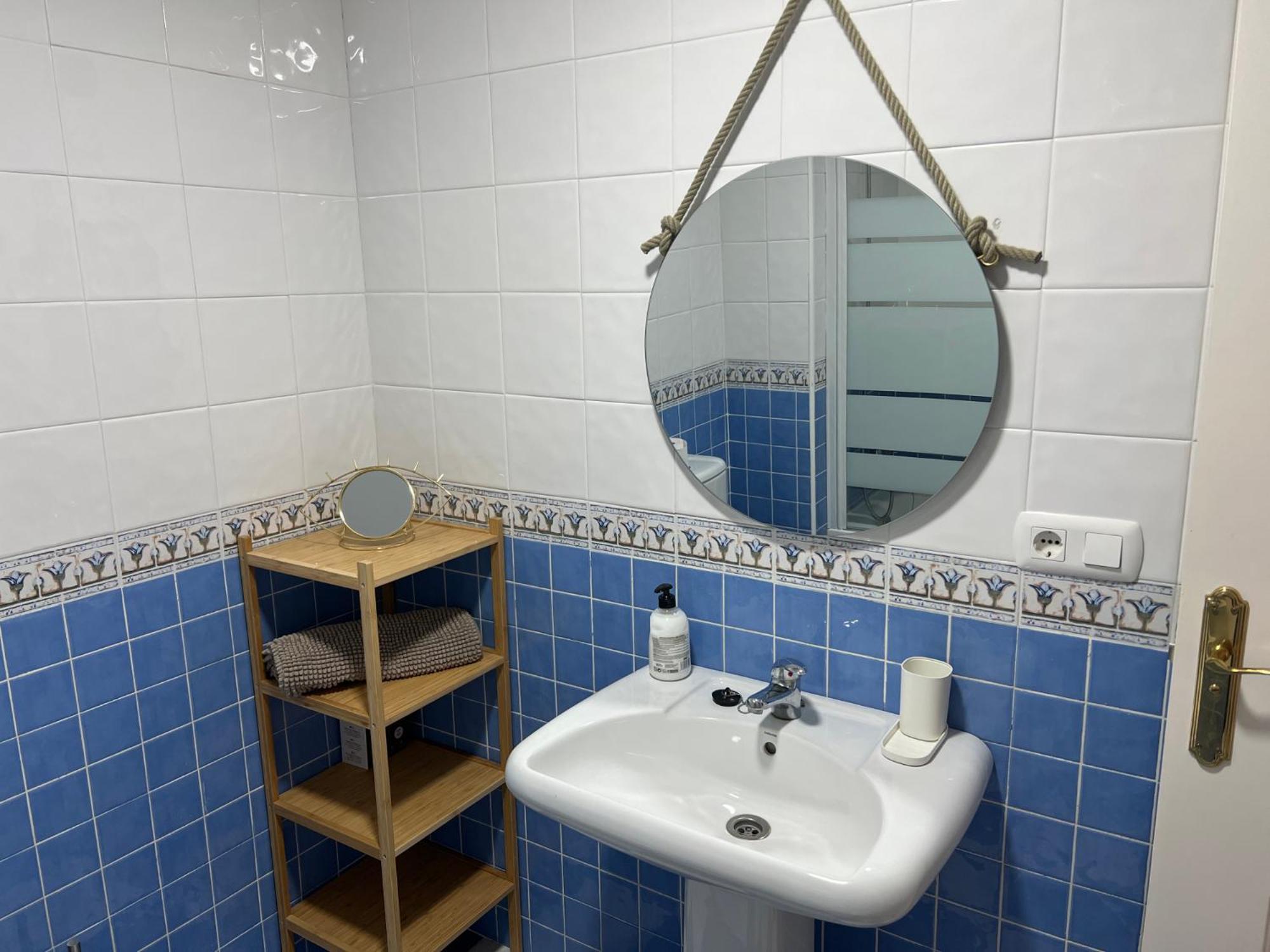 Apartament Stylish Spot Pass The Keys *